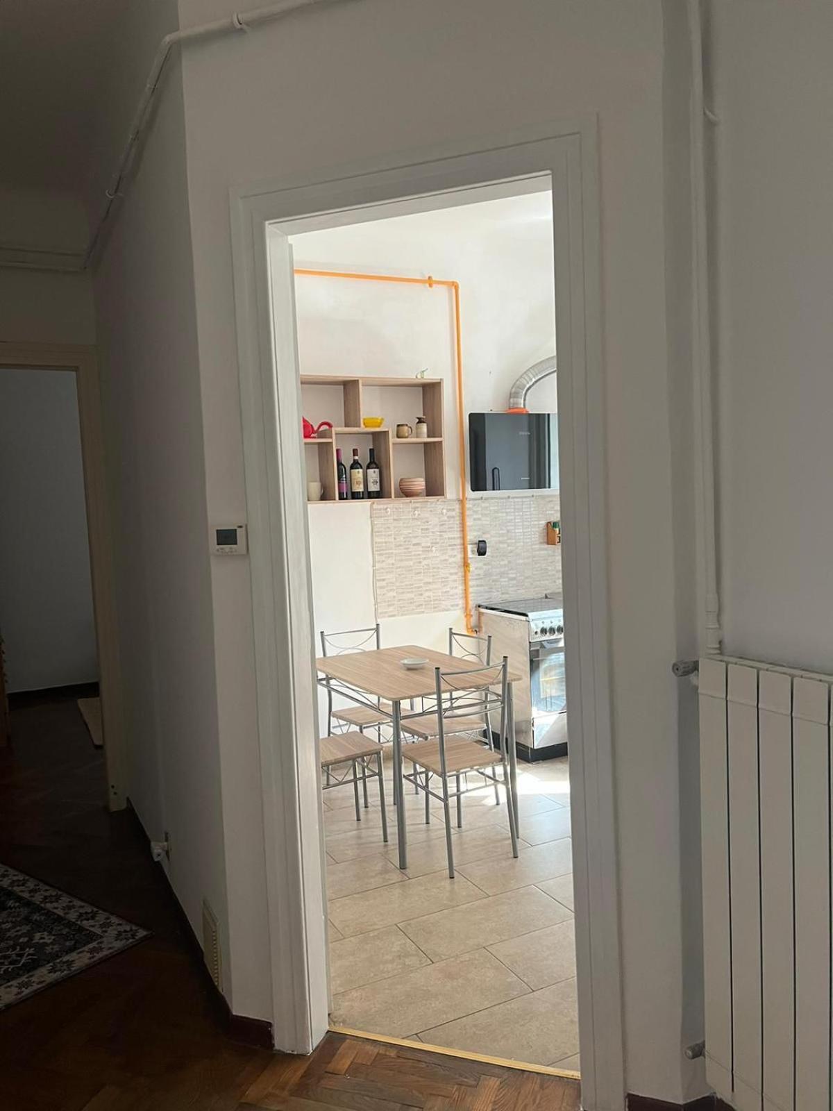 Casa Alice A 2 Passi Dal Centro 55 Mt 2 Lägenhet Trieste Exteriör bild