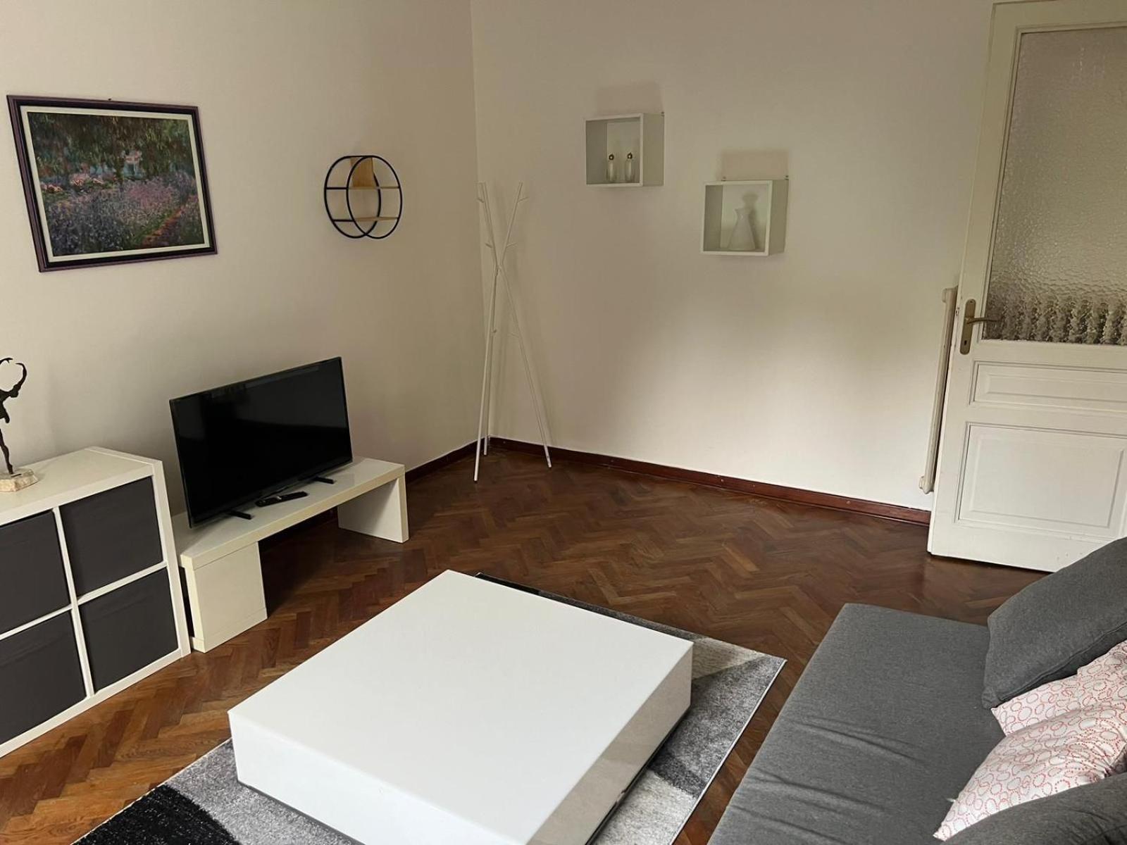 Casa Alice A 2 Passi Dal Centro 55 Mt 2 Lägenhet Trieste Exteriör bild